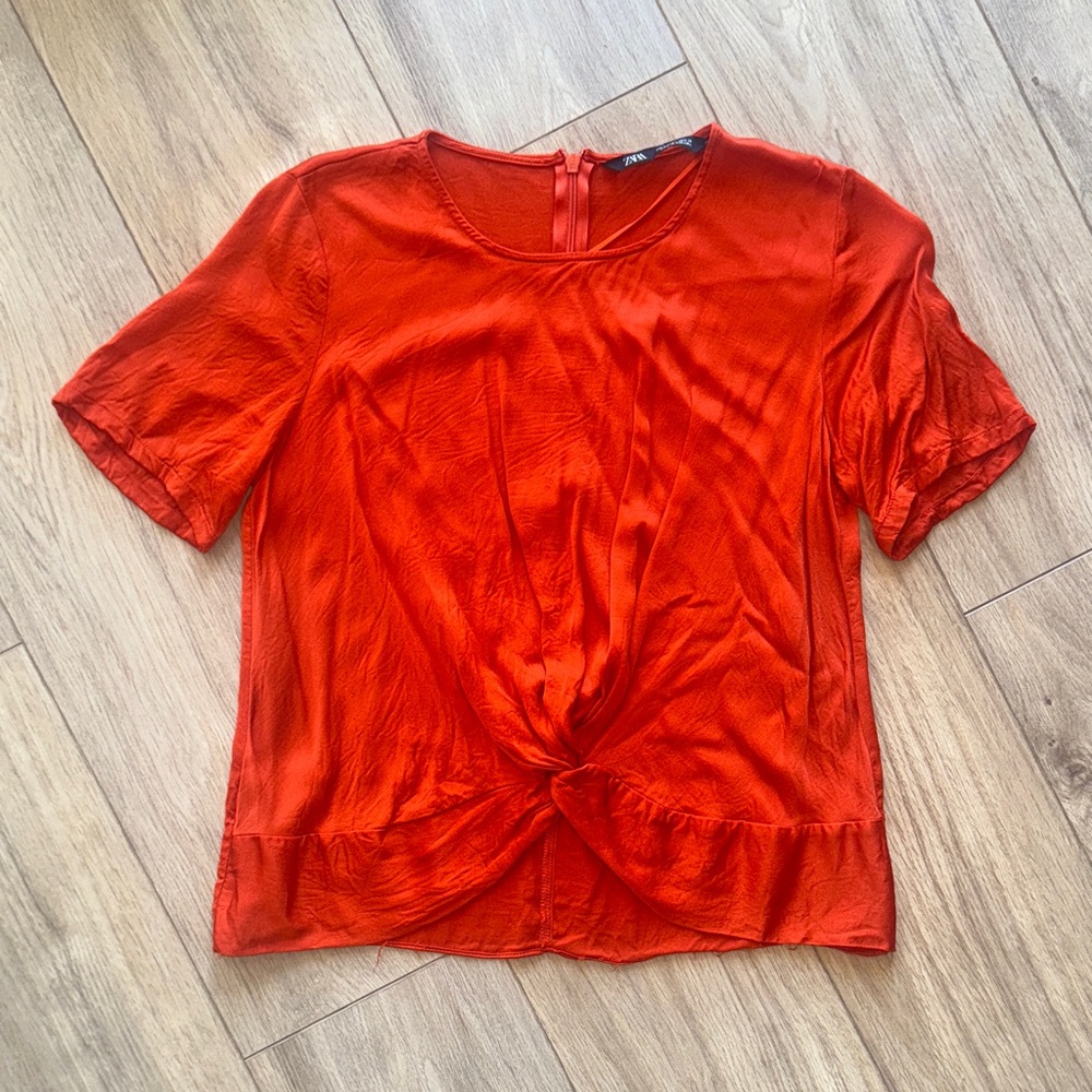 ZARA Orange Short Sleeve Silky Twist Knot Design Scoop Neck Shirt Dressy Blouse